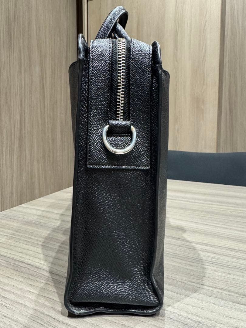COACHブラックレザービジネスバッグ 黒