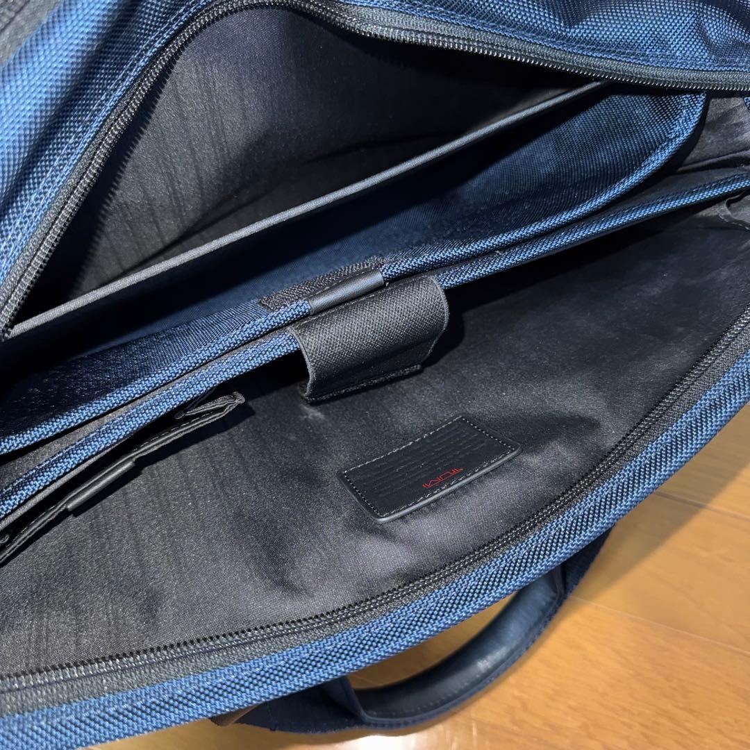 【美品】TUMI ショルダーバッグ　ビジネスバッグ