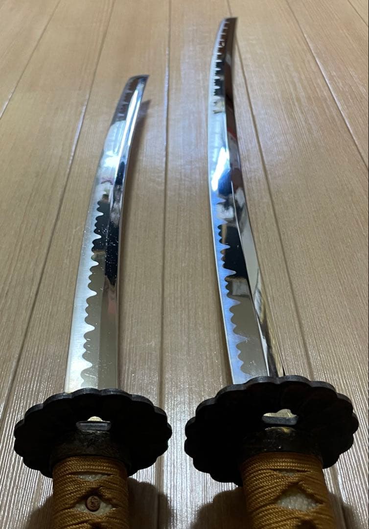 模造刀　居合刀　太刀　脇差　刀掛け　武具　b88