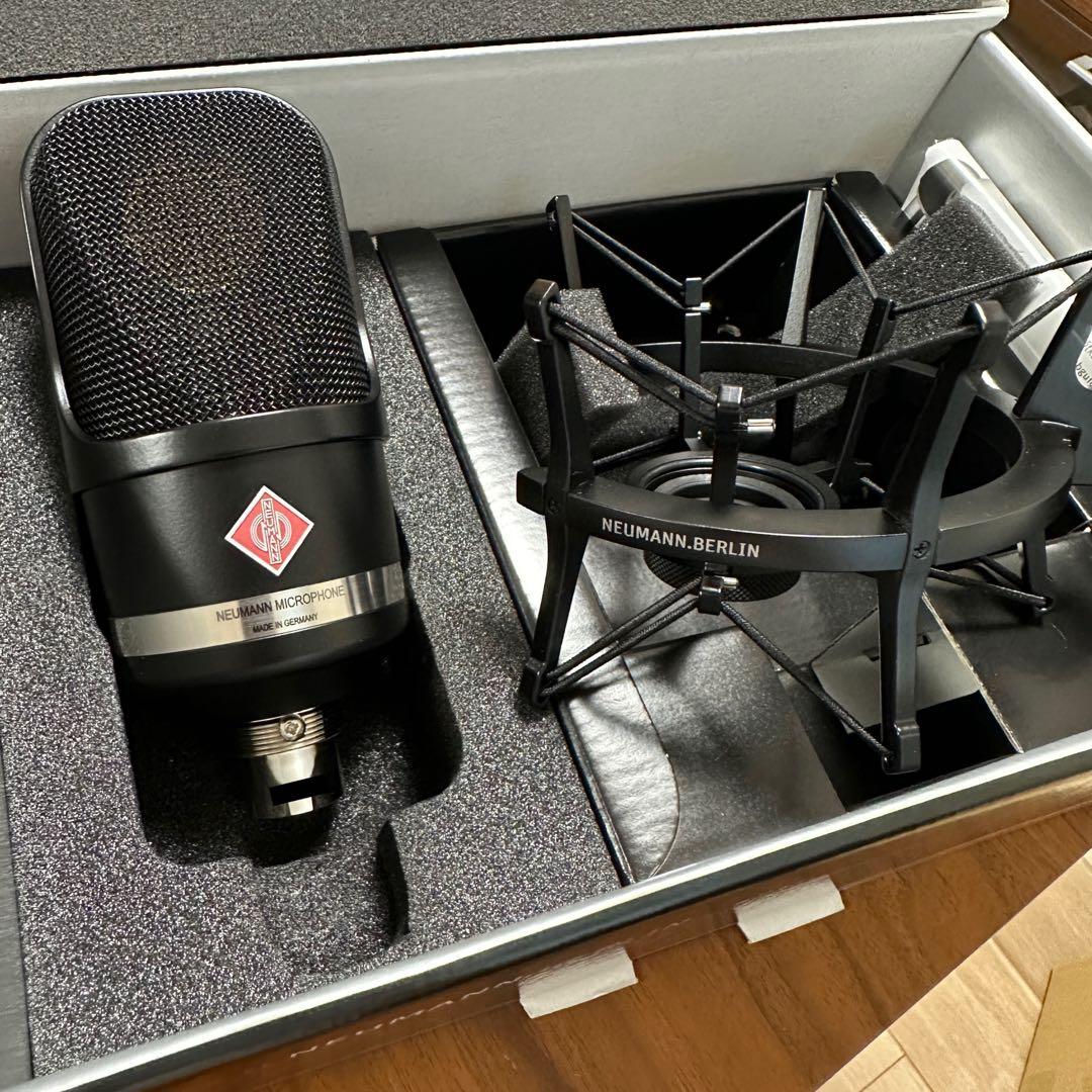 【新品未使用】Neumann ノイマンTLM 107 黒 Studio set