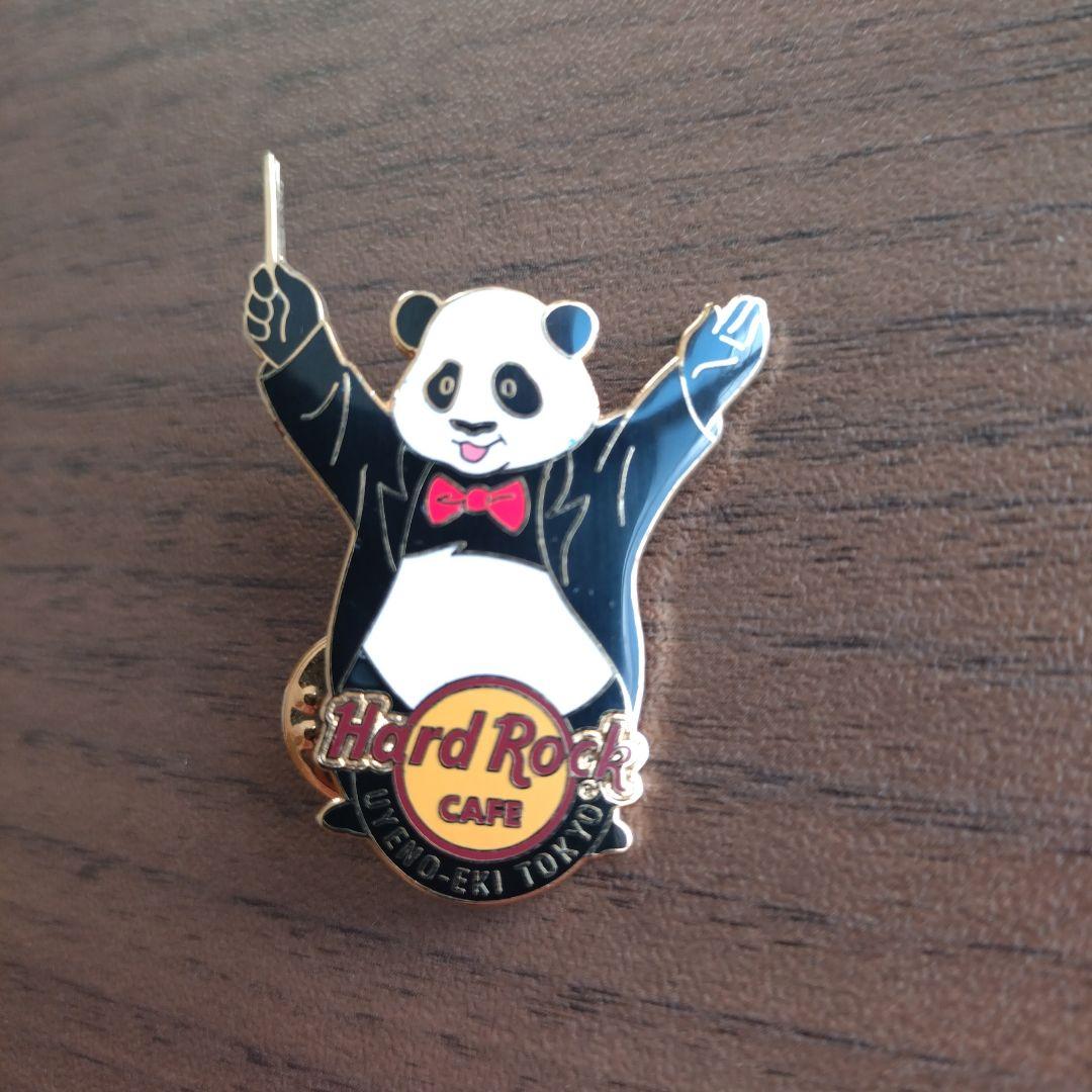 ☆ハードロックカフェ 上野駅☆マエストロパンダ ピンバッジ☆ - メルカリ