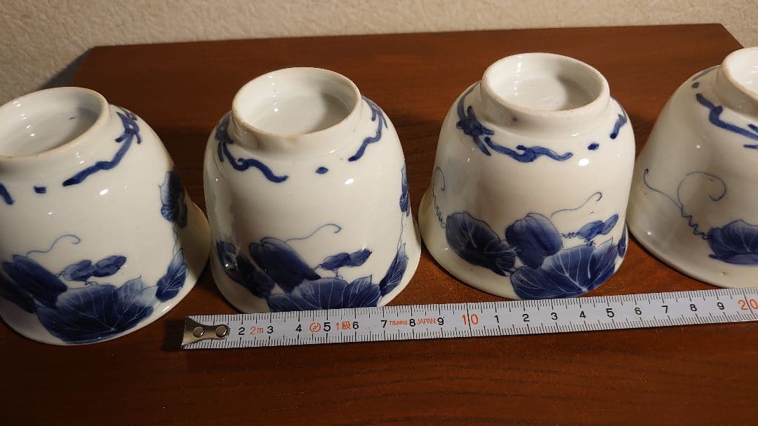 李朝　白磁　染付　蔓草文様　古染付　アンティーク李朝　蔵出し　鑑賞陶器　４客