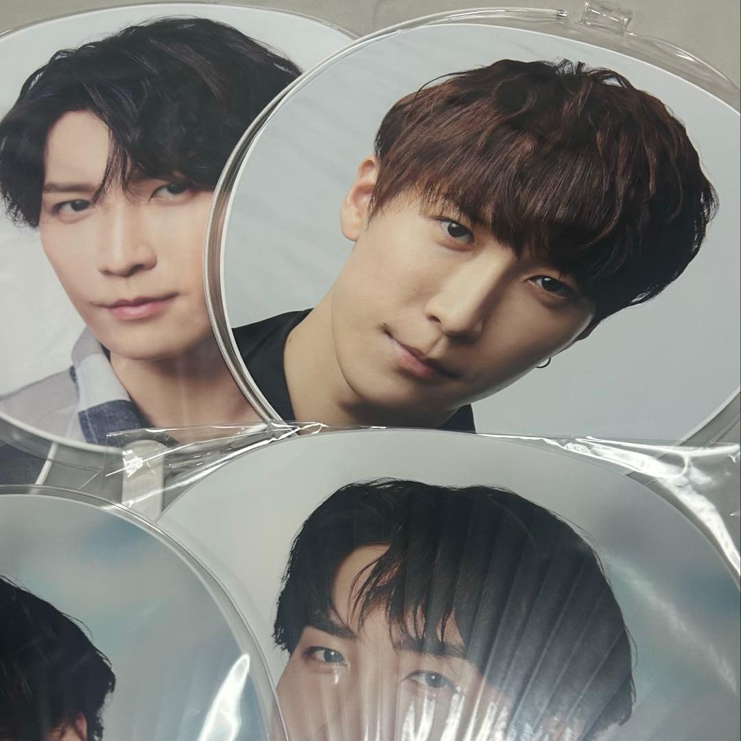 SnowMan 渡辺翔太 うちわ アクスタ ステッカー まとめ売り - メルカリ