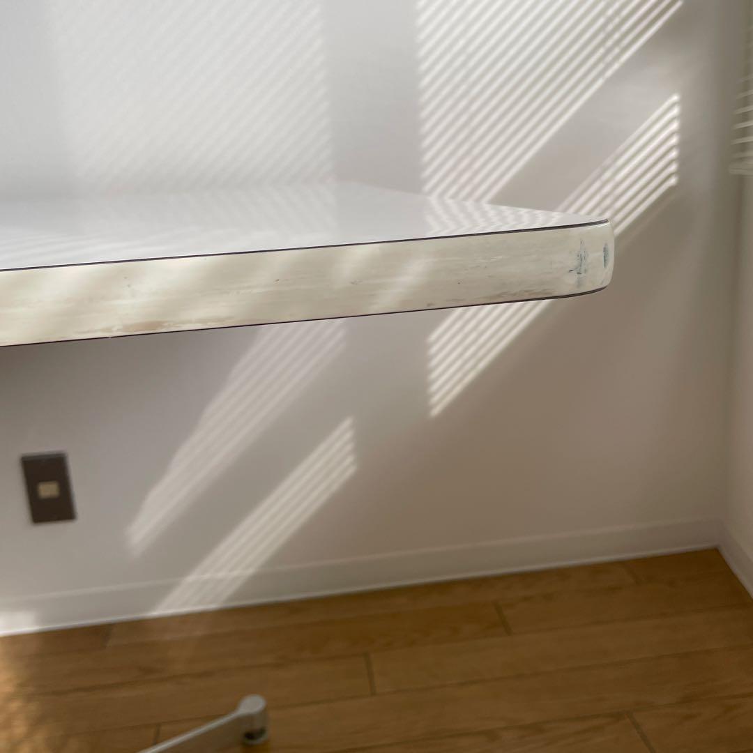 herman miller ダイニングテーブル 正方形 ホワイト