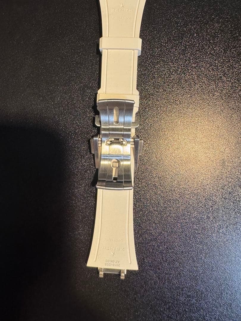 ZENITH ホワイト、オレンジ ラバーベルト二つ