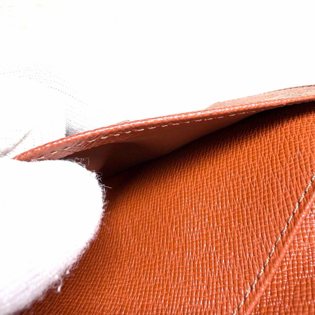 美品　LOUIS VUITTON ルイヴィトン エピ 財布 ブラウン　がま口