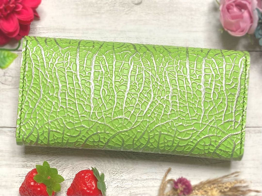 ❤️【完璧メロン♪】高級感×シンプルデザインの大人オシャレで超可愛い総本革長財布♪