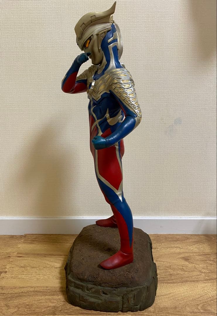 ベネリック こだわり78 ウルトラマンゼロ ライティングフィギュア 78体限定