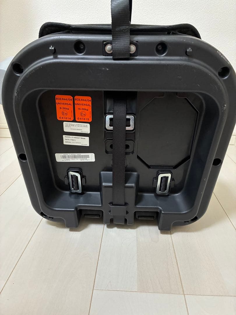 joie エレベート チャイルドシート ジュニアシート