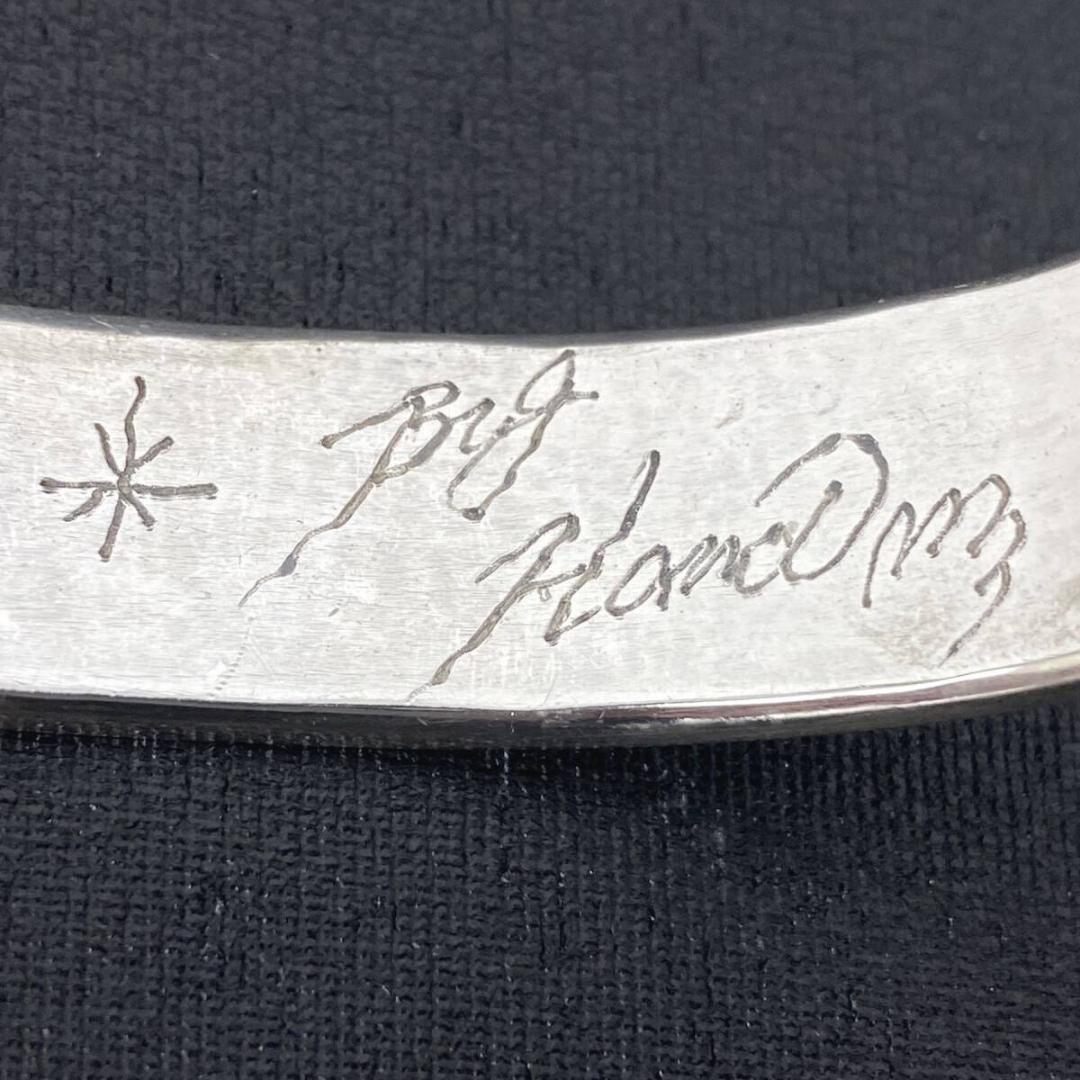 BIG HAND シルバー ネイティブ オーバーレイ スタンプワーク バングル