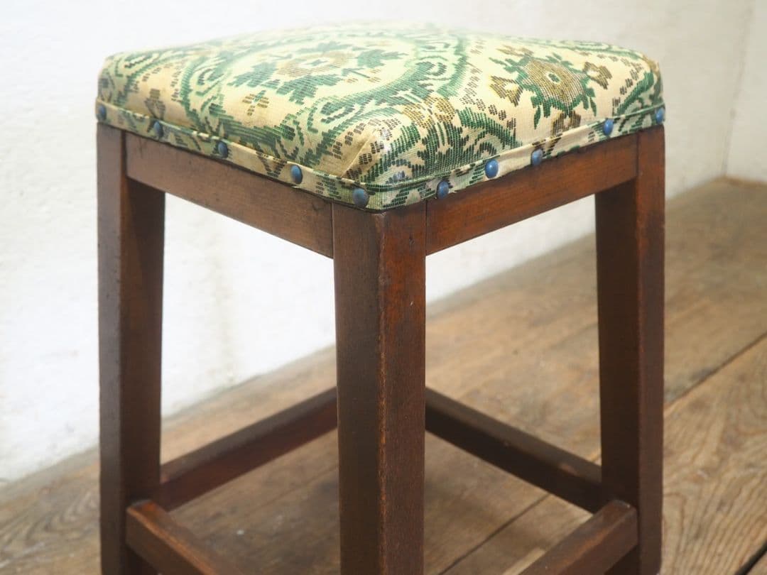 1367 ヴィンテージ　スツール　椅子　イス　チェア　古家具　レトロ　カフェ