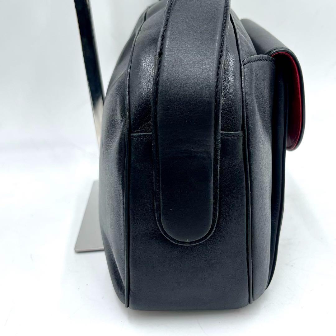 美品希少✨カルティエ ショルダーバッグ パンテール 金具 ロゴ レザー 本革