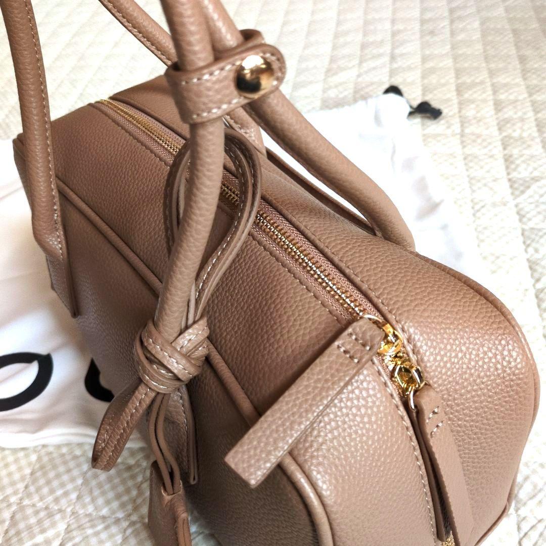 新品未使用　ルーニィ♥人気　スクエアボストンバッグ　キャメル
