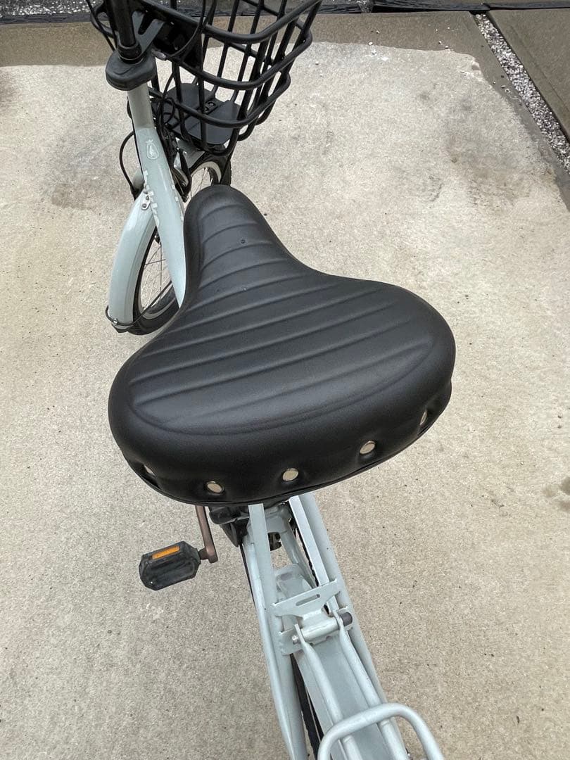 ブリヂストン　電動アシストファットバイク　ビッケベースセミファットタイヤカスタム