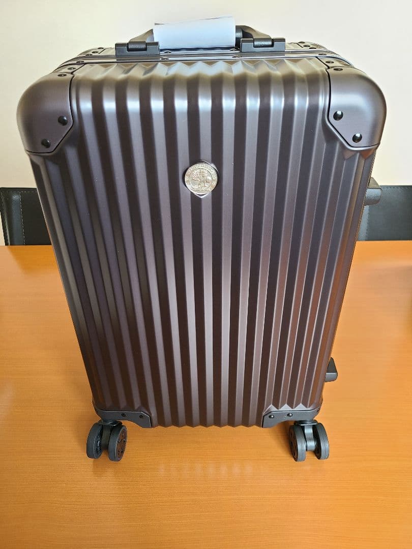 新品・未使用】メルセデスベンツ オリジナル スーツケース