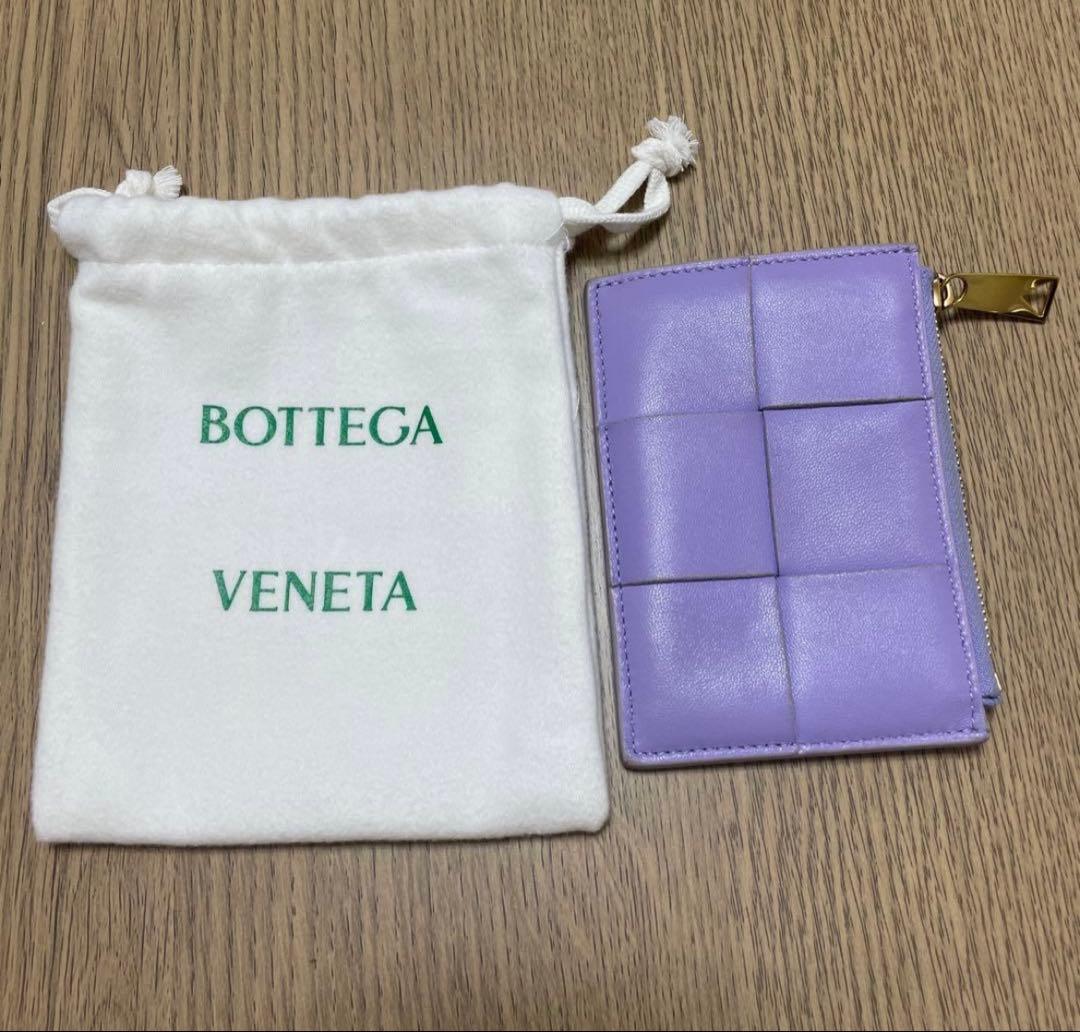 ボッテガヴェネタイントレチャート カセット ファスナーカードケース