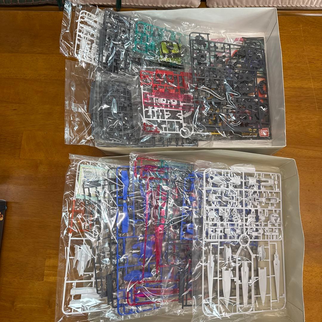 MG ガンダム　MBF-P02KAI &GN-0000+GNR-010