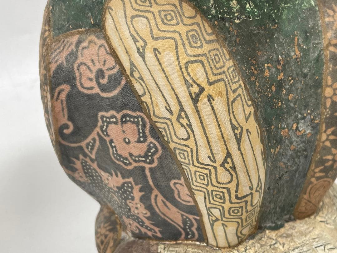 骨董 アンティーク 工芸品 民芸 民藝 ねこ 猫 置物 古布 古裂 木彫 招き猫