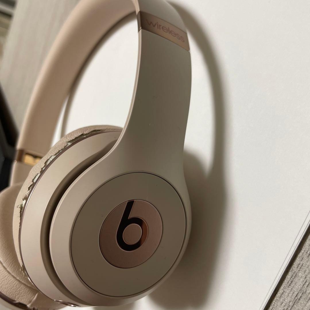 【最終値下げ】Beats wireless ヘッドホン ブルートゥースヘッドホン Beats Solo3 Wireless - Beats Club