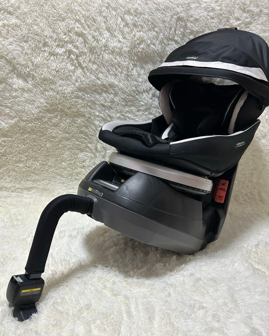 ✨超美品✨ combi コンビ NEROOM ネルーム エッグショック 新生児