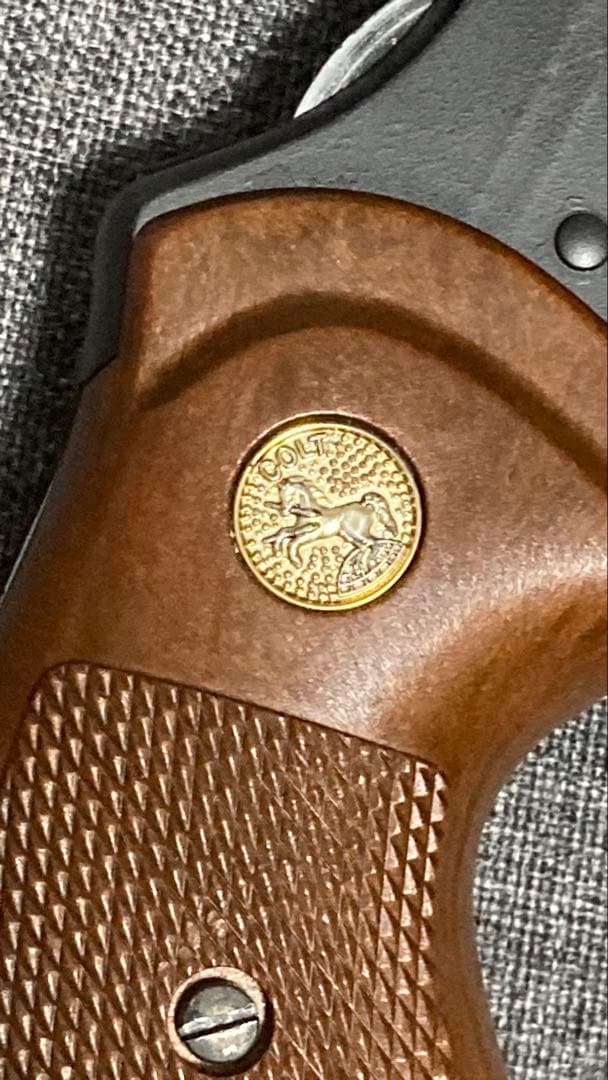 ガス　マルイ　コルト　パイソン 357 マグナム　6インチ　Magnum FPS