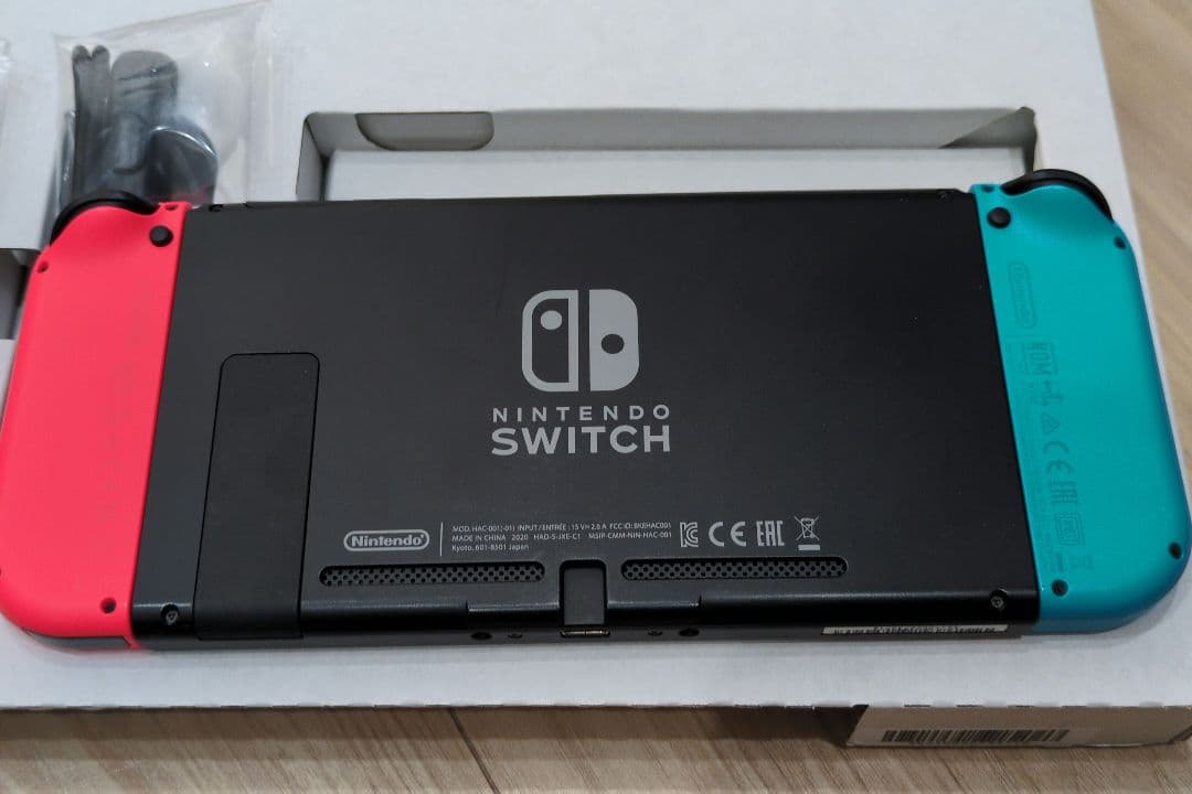 Nintendo Switch 本体 ネオンカラー（ソフトセット売り可）