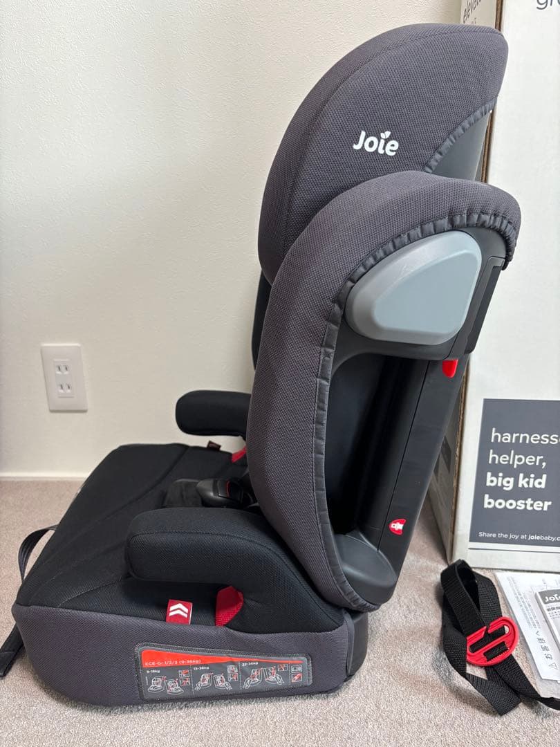 美品　Joie elevate 車用チャイルドシート ツートンブラック