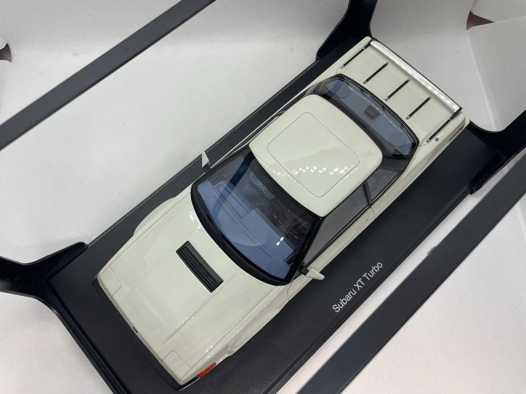 701-008 DNA 1/18 スバル XT 4WD Turbo ホワイト