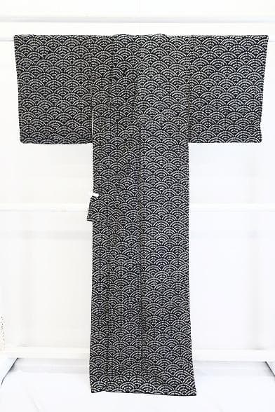 ☆専用☆美品 小紋 総絞り 黒 トールサイズ 身丈166cm 裄丈66cm 袷