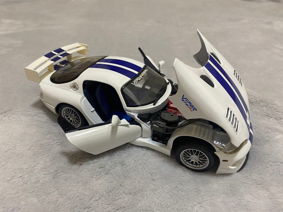 ミニカー Maisto DODGE VIPER GTS GT2 1/18