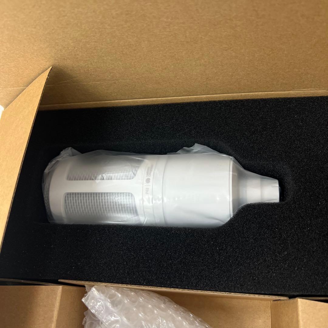 512227未使用品オーディオテクニカ AT2020 CWH コンデンサーマイク