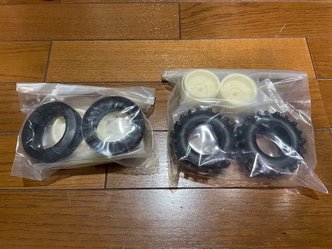 アソシ RC10 ASSOCIATED 1980年代 未組立 アソシエイテッド - メルカリ