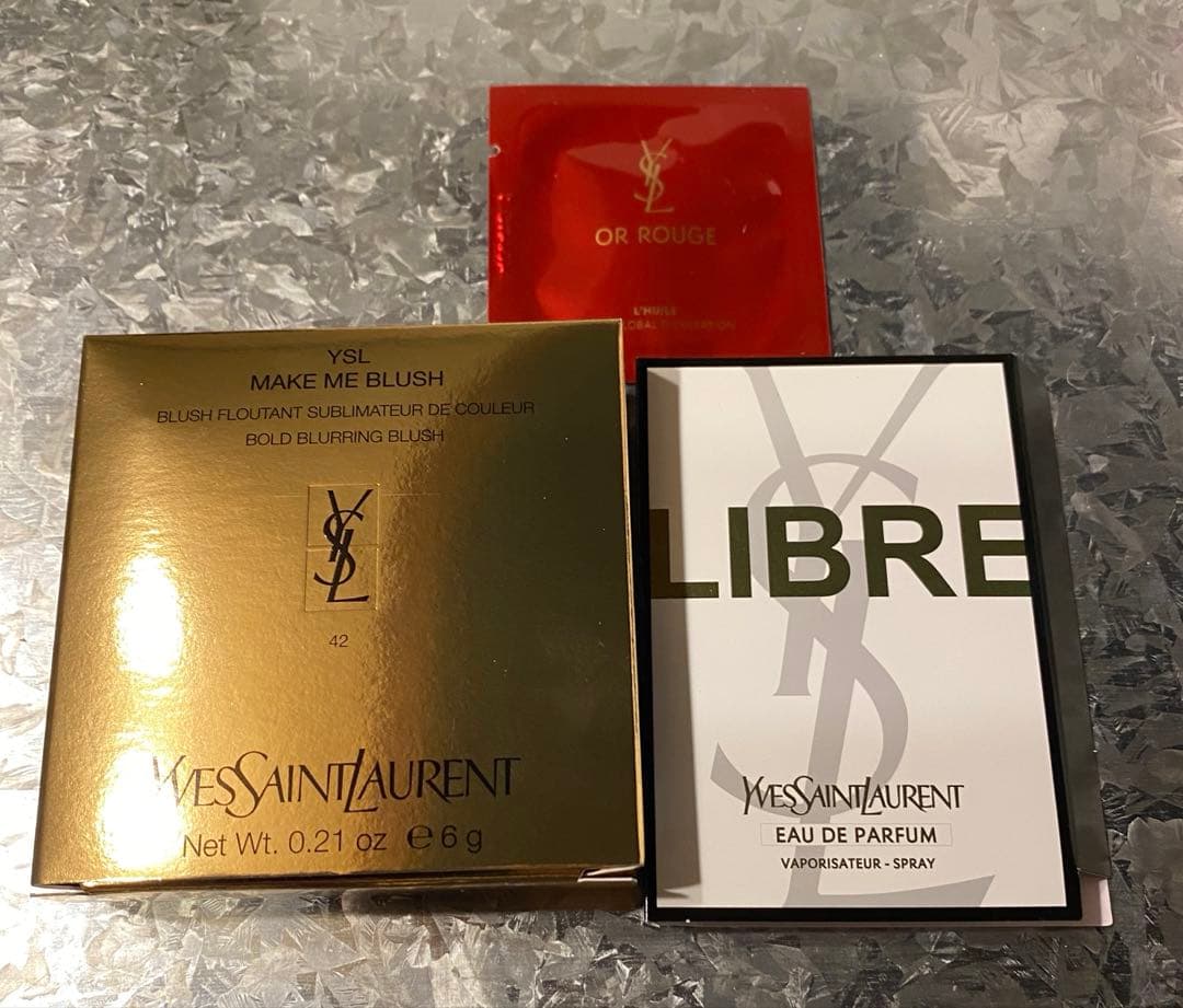 新品未開封/YSL♡メイクミーブラッシュパウダー #42 ♡サンプル付