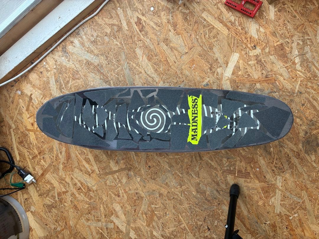 サーフスケート、中古コンプ　32.3 x8.2inch