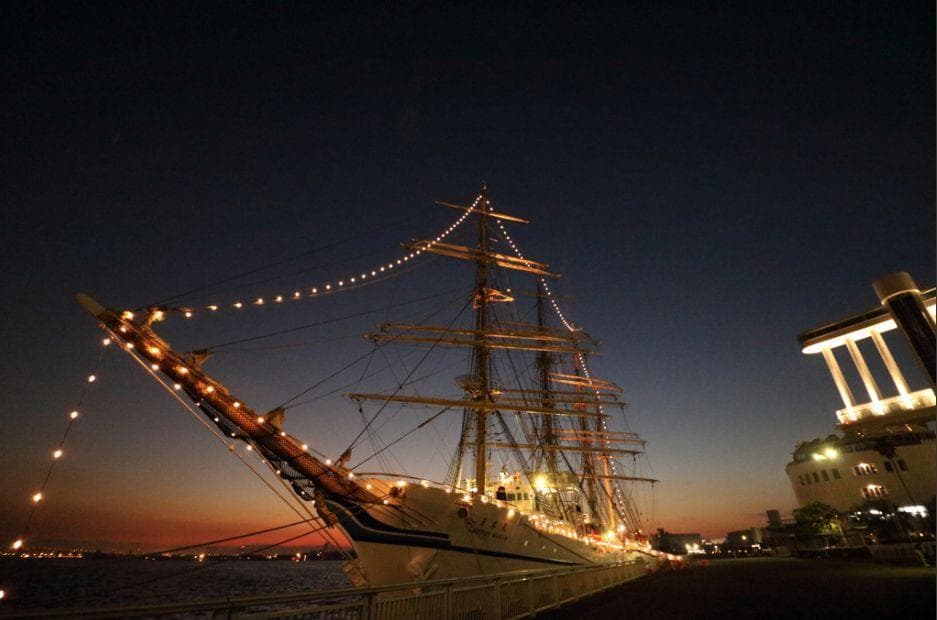 ■超広角 キャノン　EF-S 10-18mm F4.5-5.6 IS STM