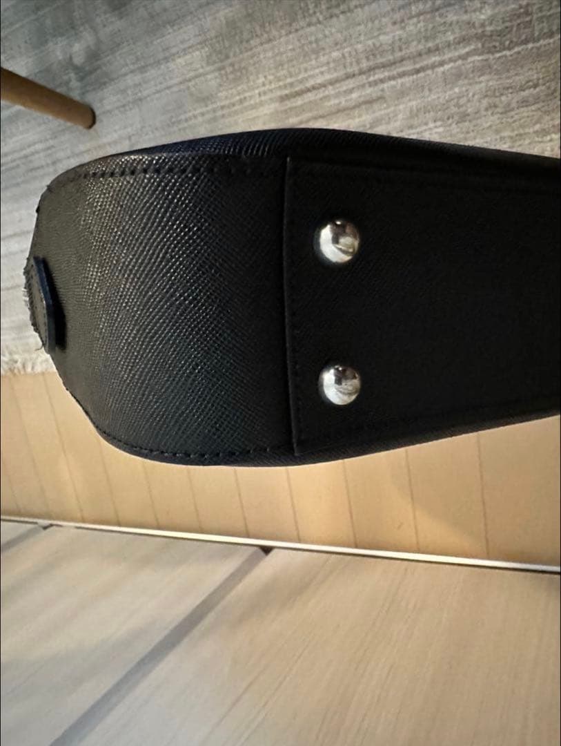 ペッレモルビダ キャピターノ CA010A 黒 1室タイプ