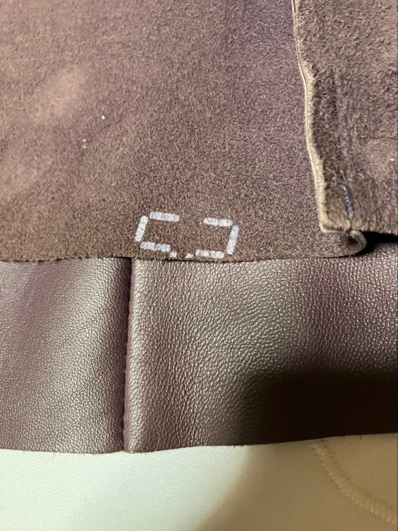 プラダ　スカート フレア　ラムレザー