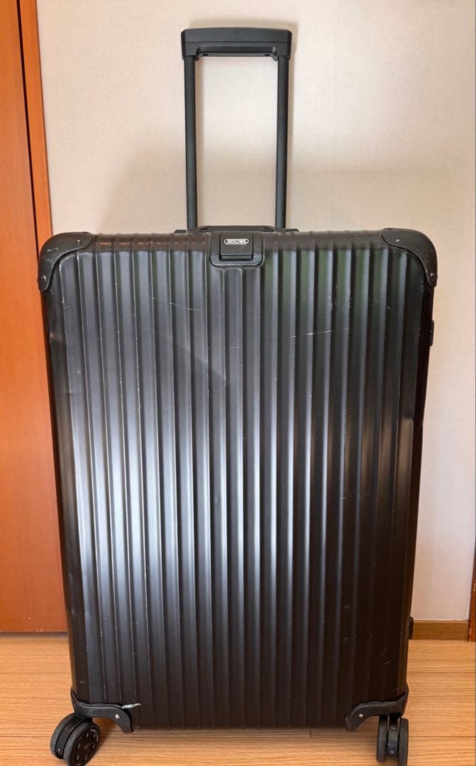 美品/SALE/お得）REMOWAリモワ トパーズ ステルス 82L - メルカリ