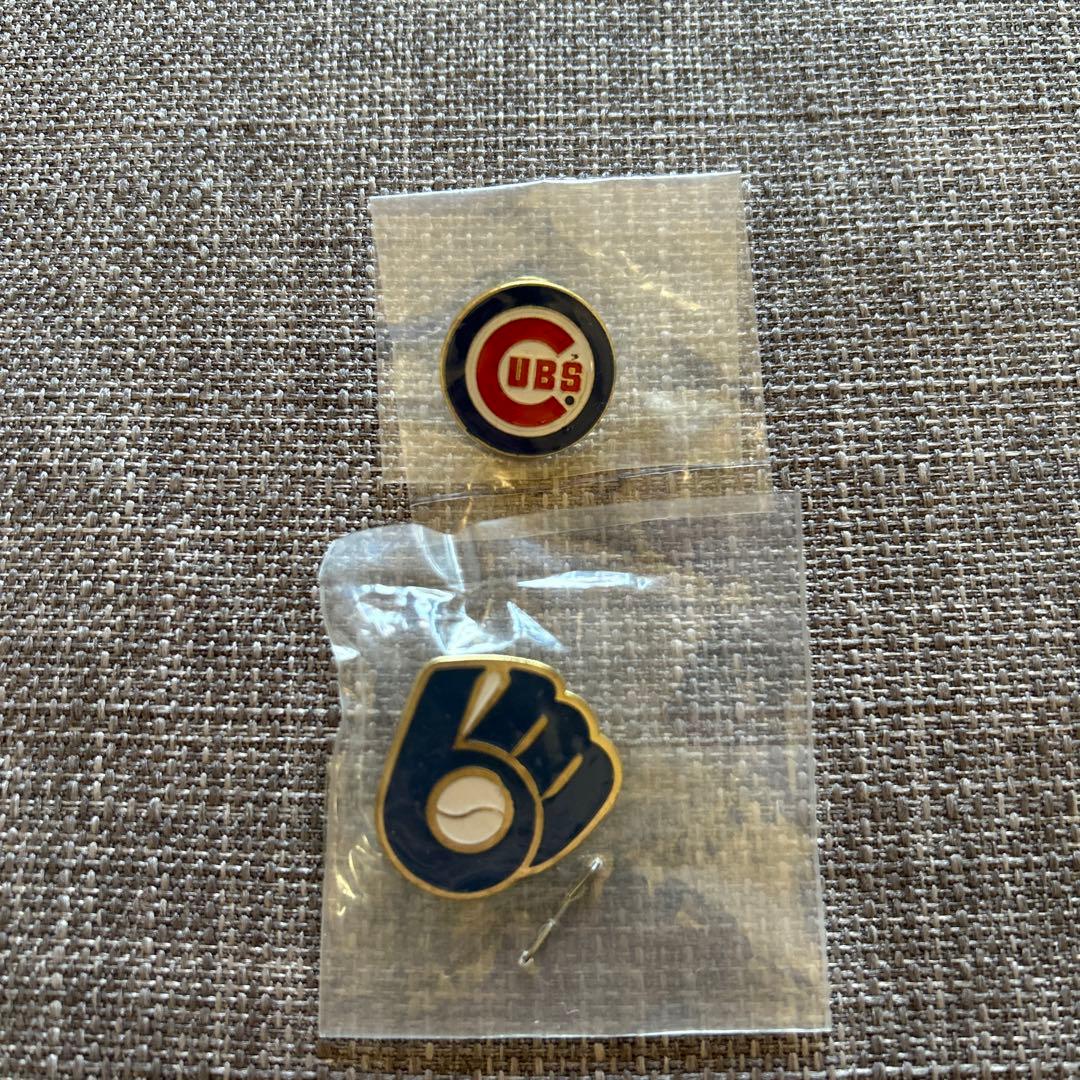 MLBチームロゴピンバッジセット