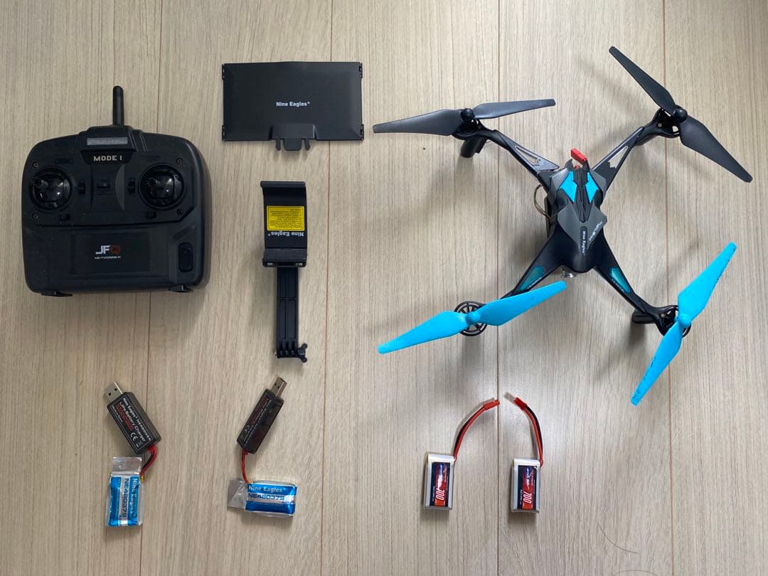 ドローン nine eagles 2.4GHz 4ch マルチコプター（ドローン クアッド