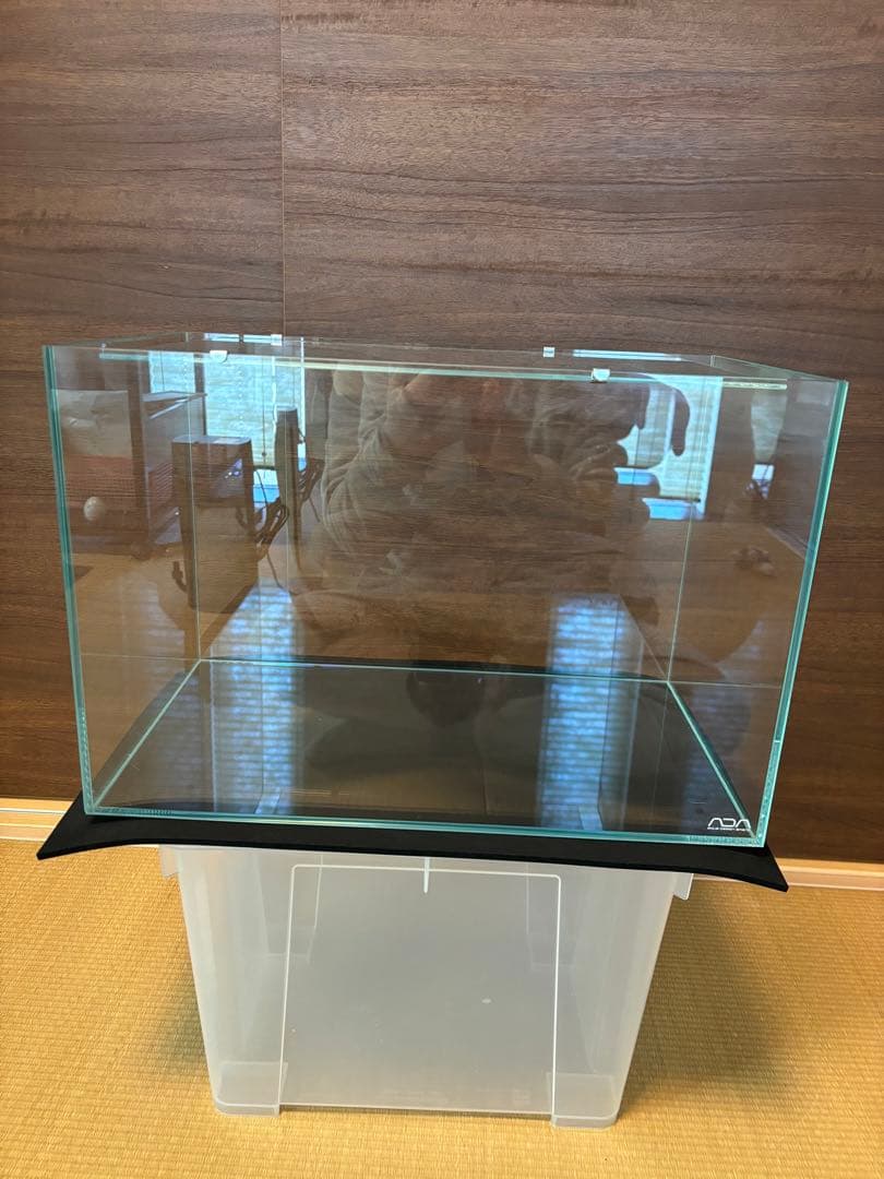 ADA45㎝ガラス水槽 中型 LEDライト付き ADA45㎝ガラス水槽 中型 LEDライト付き