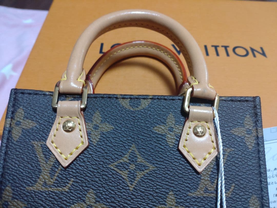 【最終お値下げ】 LOUIS VUITTON プティットサックプラ ショルダー