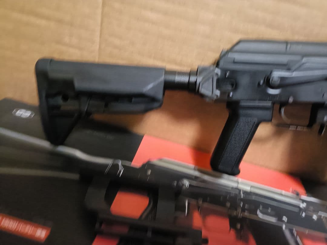 ト*ド様 東京マルイ 次世代電動ガン AK74MN マガジン サイドレール リポ