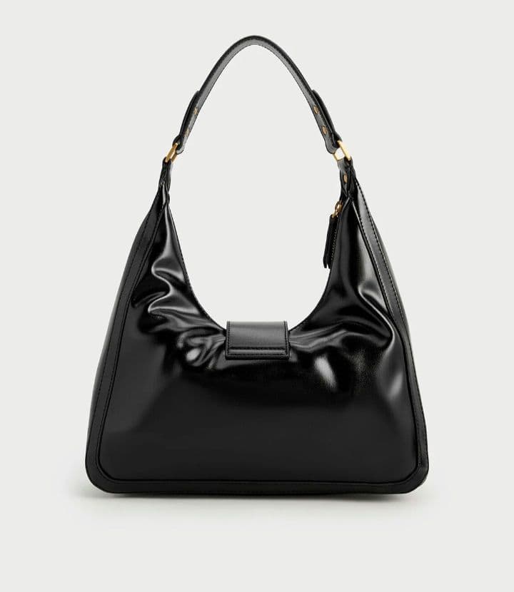 CHARLES & KEITH　 シャーロット ホーボーバッグ 　ブラック