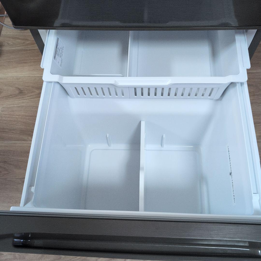 ス*ラ様 Hisense ノンフロン冷凍冷蔵庫 HR-D36ES 2025年製