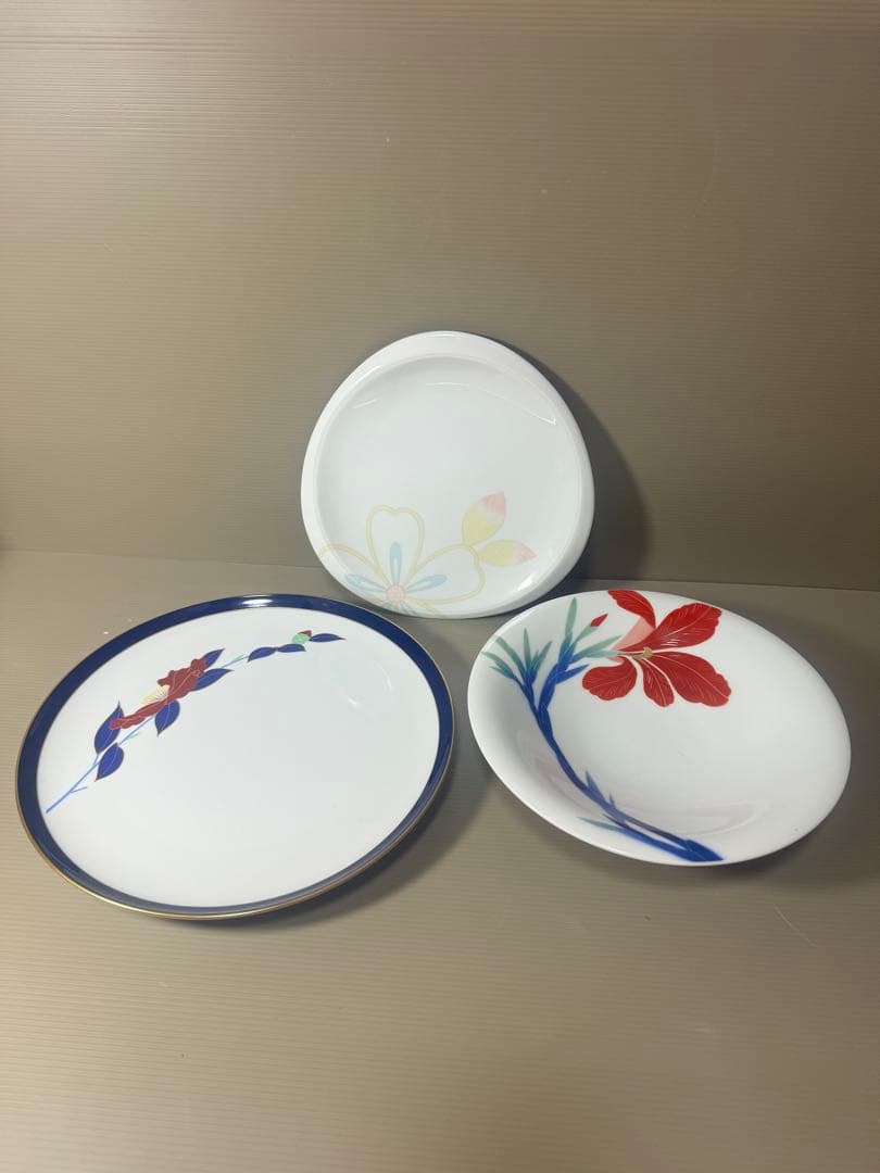 2080 香蘭社　皿　3客　未使用 2080 香蘭社 皿 3客 未使用 2080 香蘭社 皿 3客 未使用 2080 香蘭社