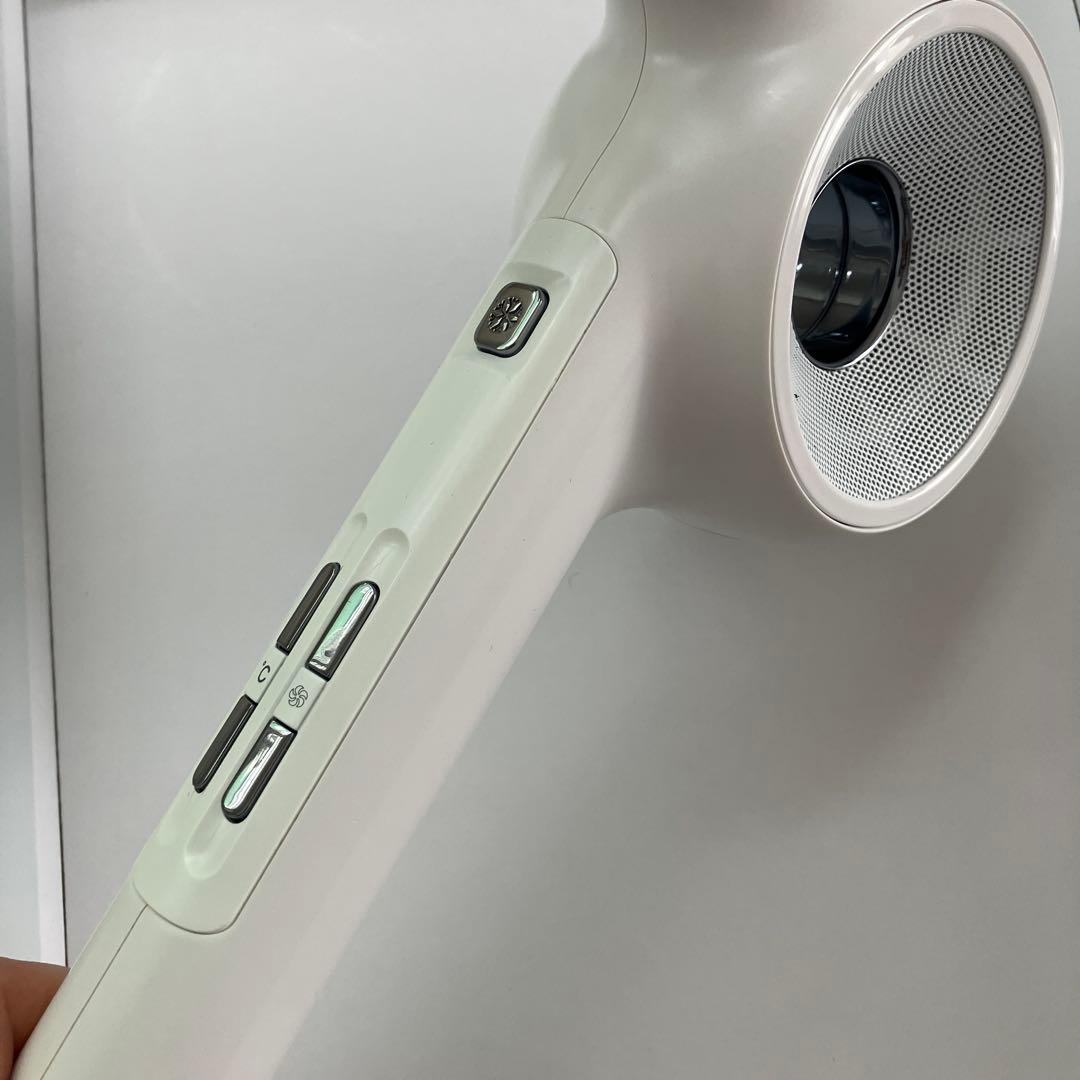 MAGNET Hair Pro ヘアドライヤー ホワイト