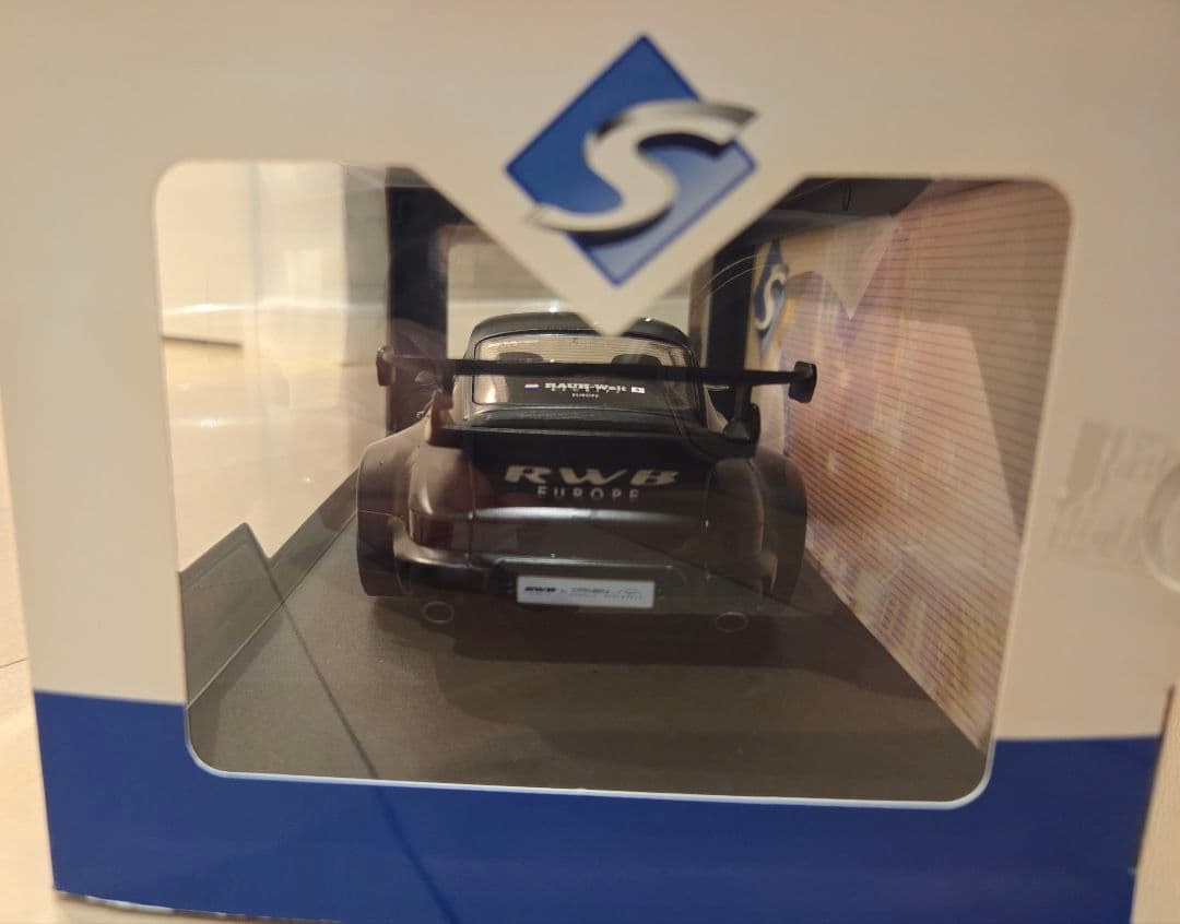 RWB DARTH VADER ミニカー ブラック 1/18