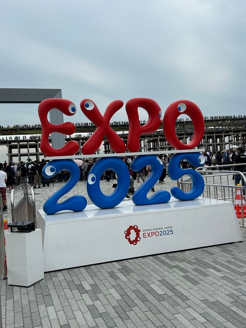 LABUBU MYAKU-MYAKU フィギュア