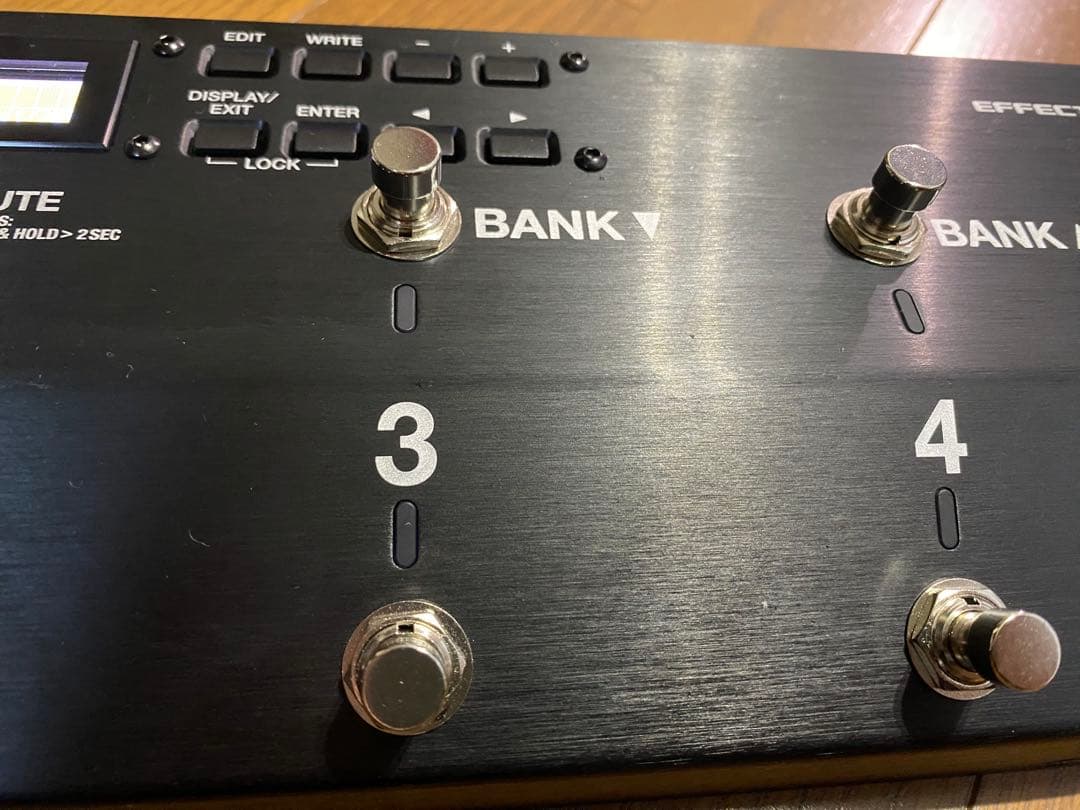 ギター BOSS ES-8 effects switching system